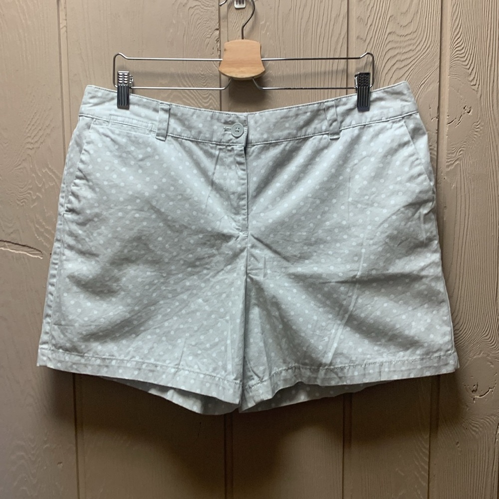 Loft Shorts - Picture 2 of 8
